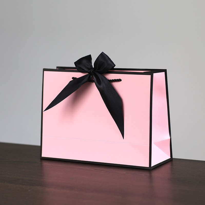Cardboard Paper Bags Kraft Printing Color Ribbon Handle Bags