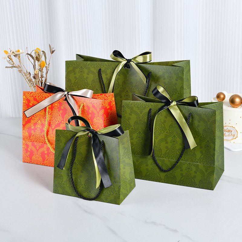 Luxury handle Gift Paper Bags with ribbon